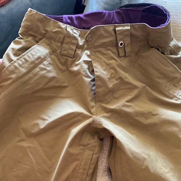 Burton snowboarding pants. - Picture 3 of 6